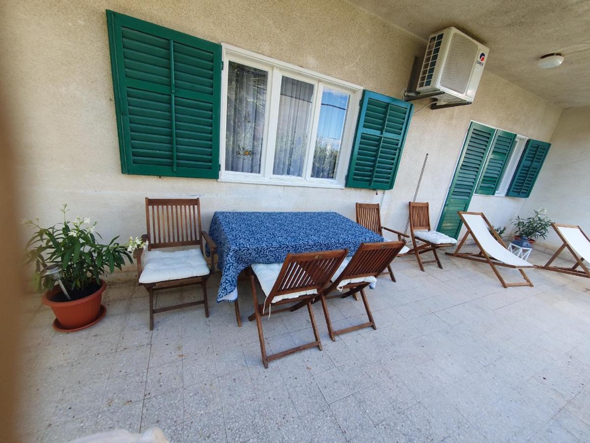 טרוגיר Apartment Lana מראה חיצוני תמונה